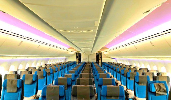 Read more about the article How to Spend 24 Hours in an Airplane