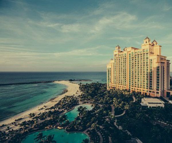 Read more about the article Exploring the Bahamas: family style