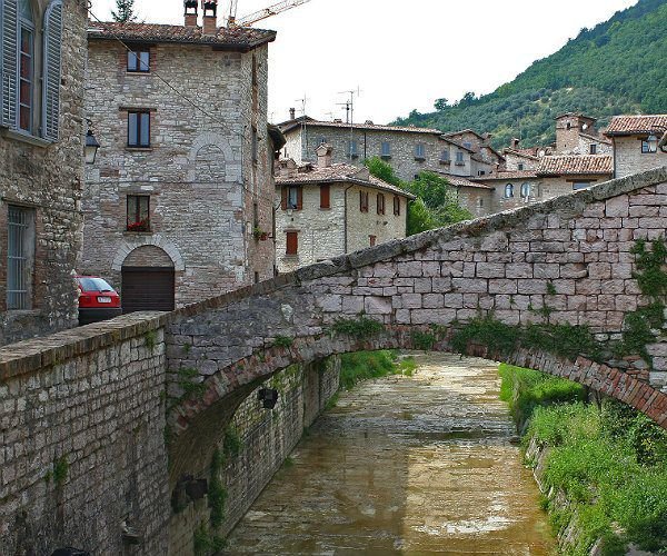 Read more about the article 5 unusual adventures to go on in Umbria