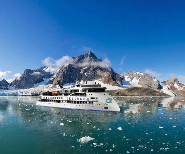 Read more about the article Prime 5 cruises for an unforgettable luxurious vacation in Antarctica